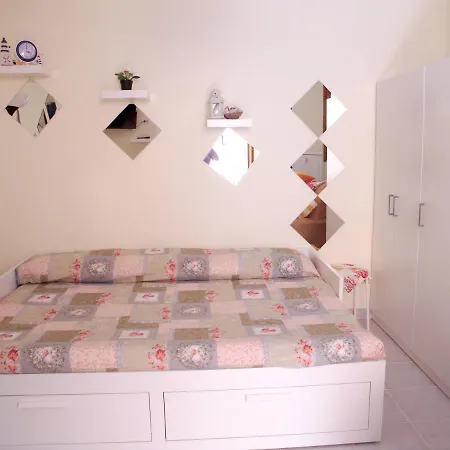 Charming Studio With Mountain View In - 45 Sqm + Terrace アパート *