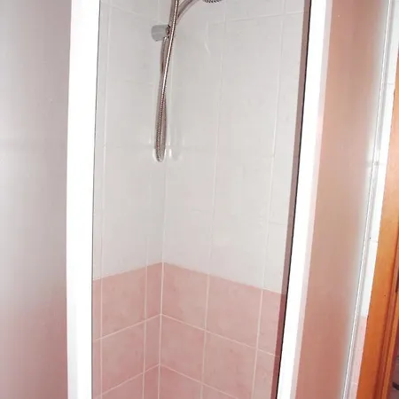 アパート Charming Studio With Mountain View In - 45 Sqm + Terrace *